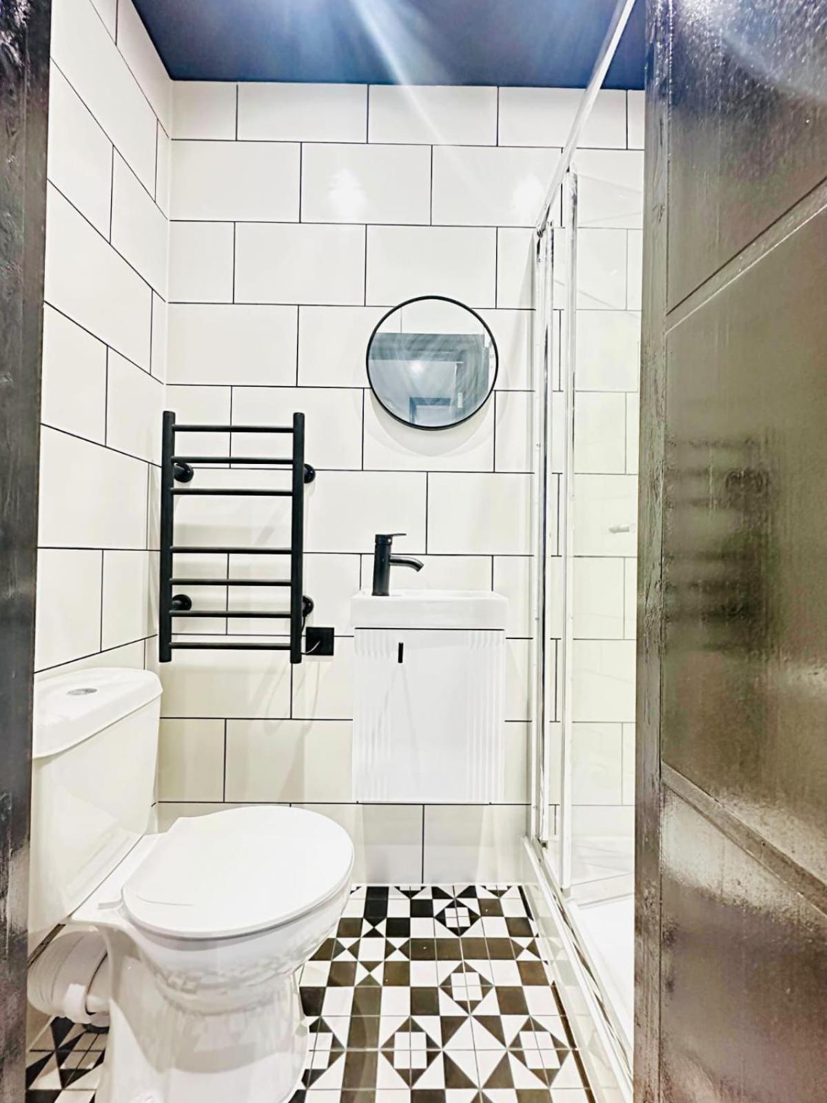 London 39 Blue House Luxury Ensuite Ideal For Tourists Exterior foto